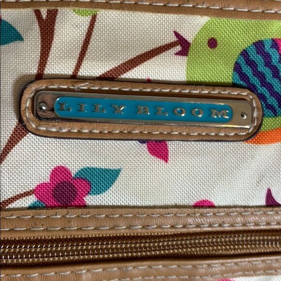 Lily Bloom Bird And Flower Crossbody Bag - Picture 6 of 6